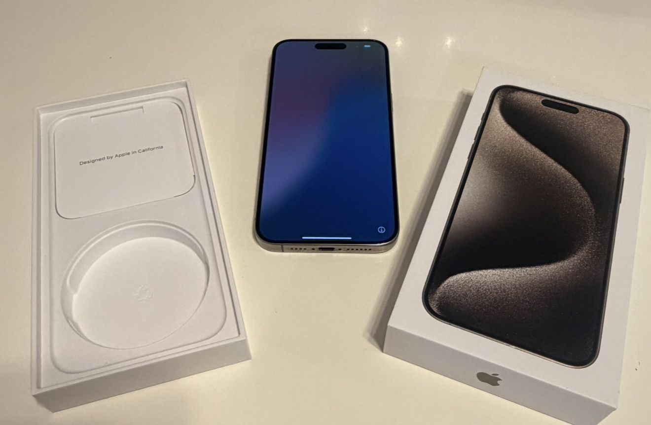 iPhone 15 Pro Max 256GB Unlocked