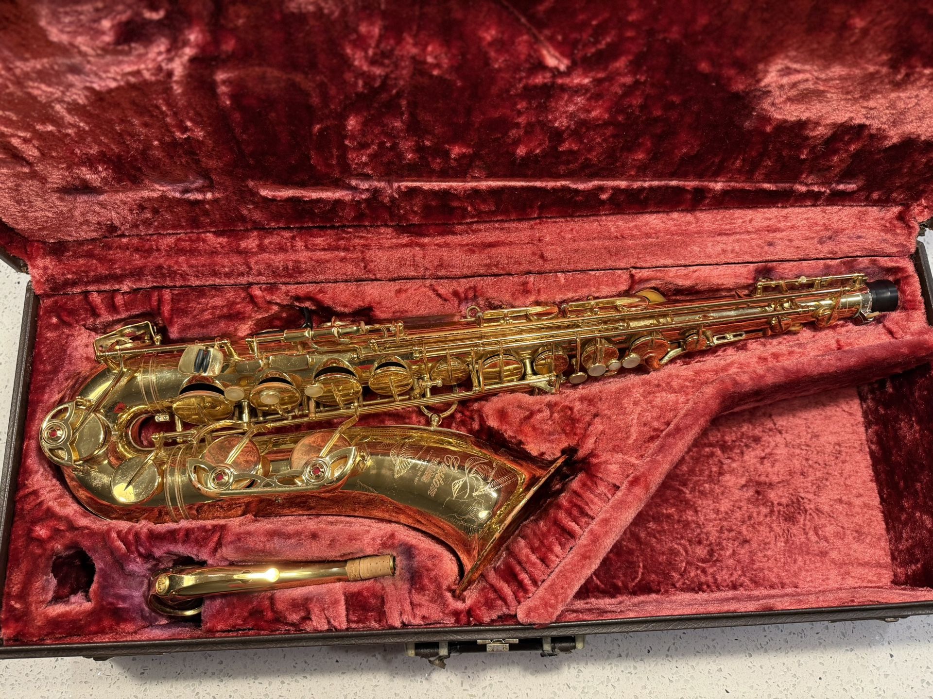 Yamaha Custom YTS -875 Tenor Saxophone…