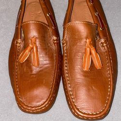 LOUIS VUITTON Leather Loafers 👞 
