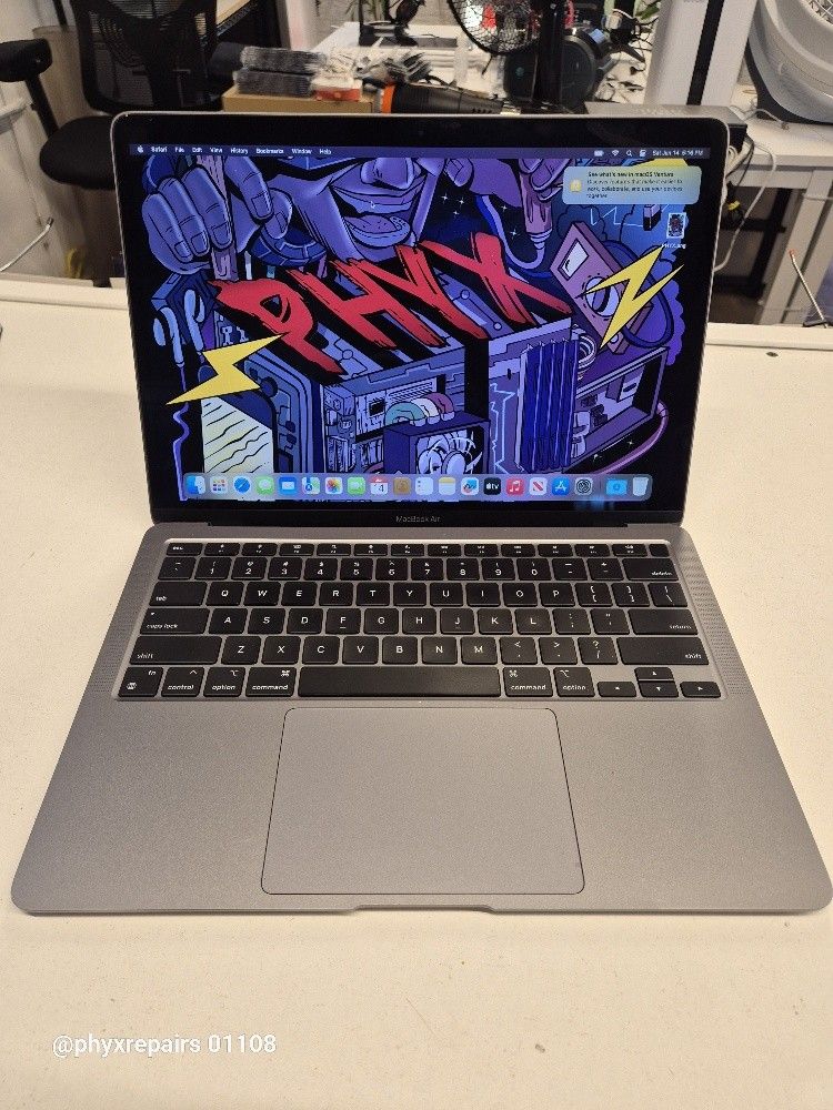 13" MacBook Air 2020, 3.2 M1, 8GB RAM, 128GB SSD + C02FR0BHQ6L3 $495