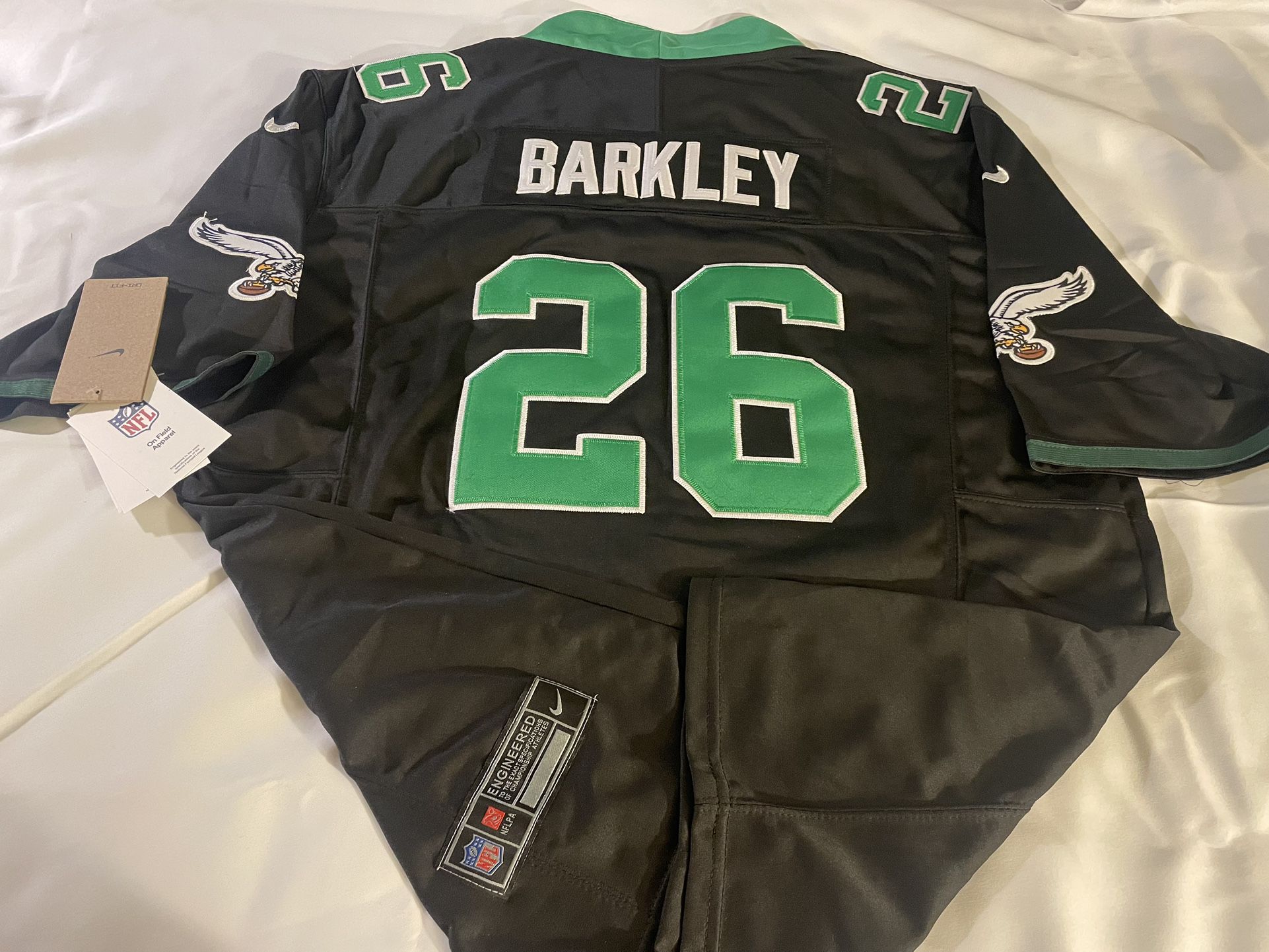 Philadelphia Eagles Saquon Barkley Black & Greene Nike Jersey Men’s Large