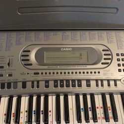 Casio Keyboard 