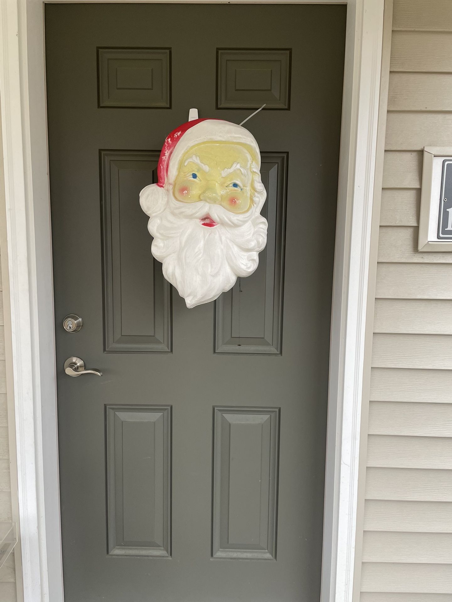 Vintage 1950’s Blow Mold Santa Head Works