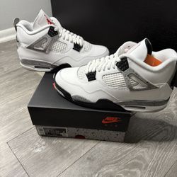 Air Jordan 4 Retro White Cement Size 10.5