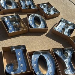 Light UP LETTERS 
