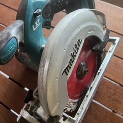 Makita cordless circular saw