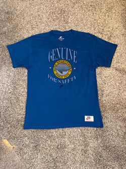 Nike Shirt: Men Medium