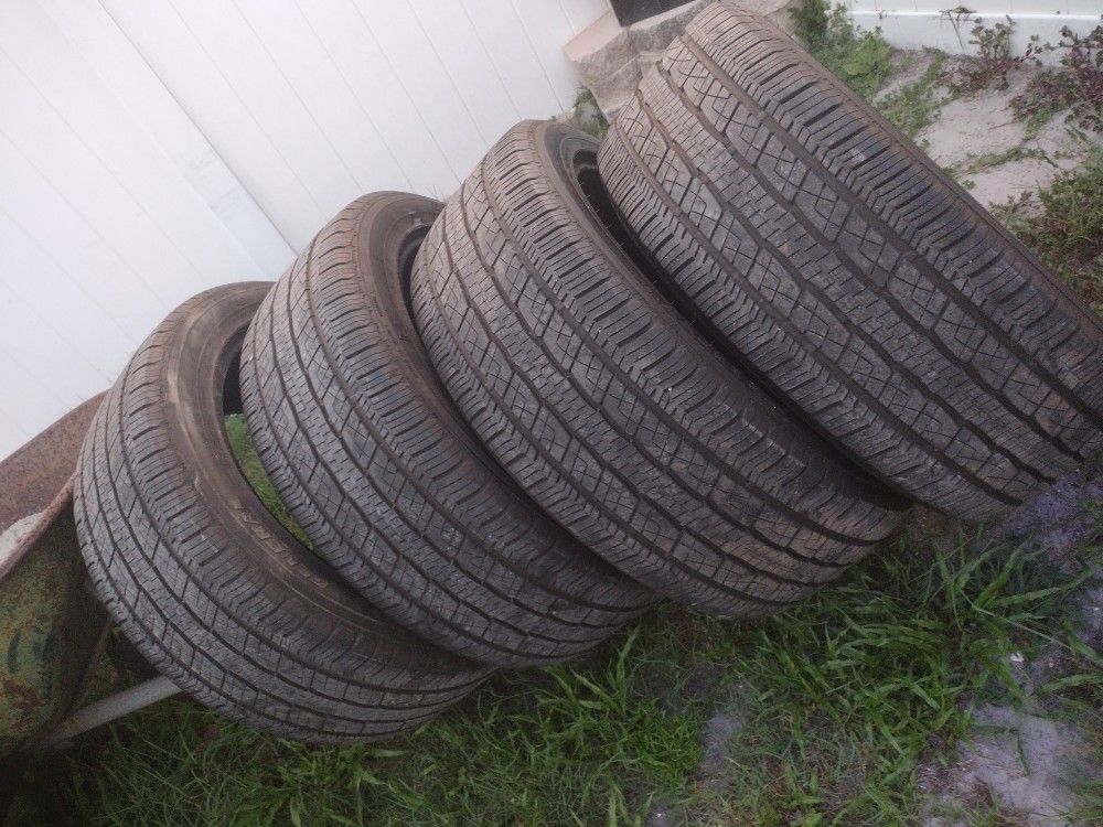 285 45 R22 General Grabber 90% Tread $520