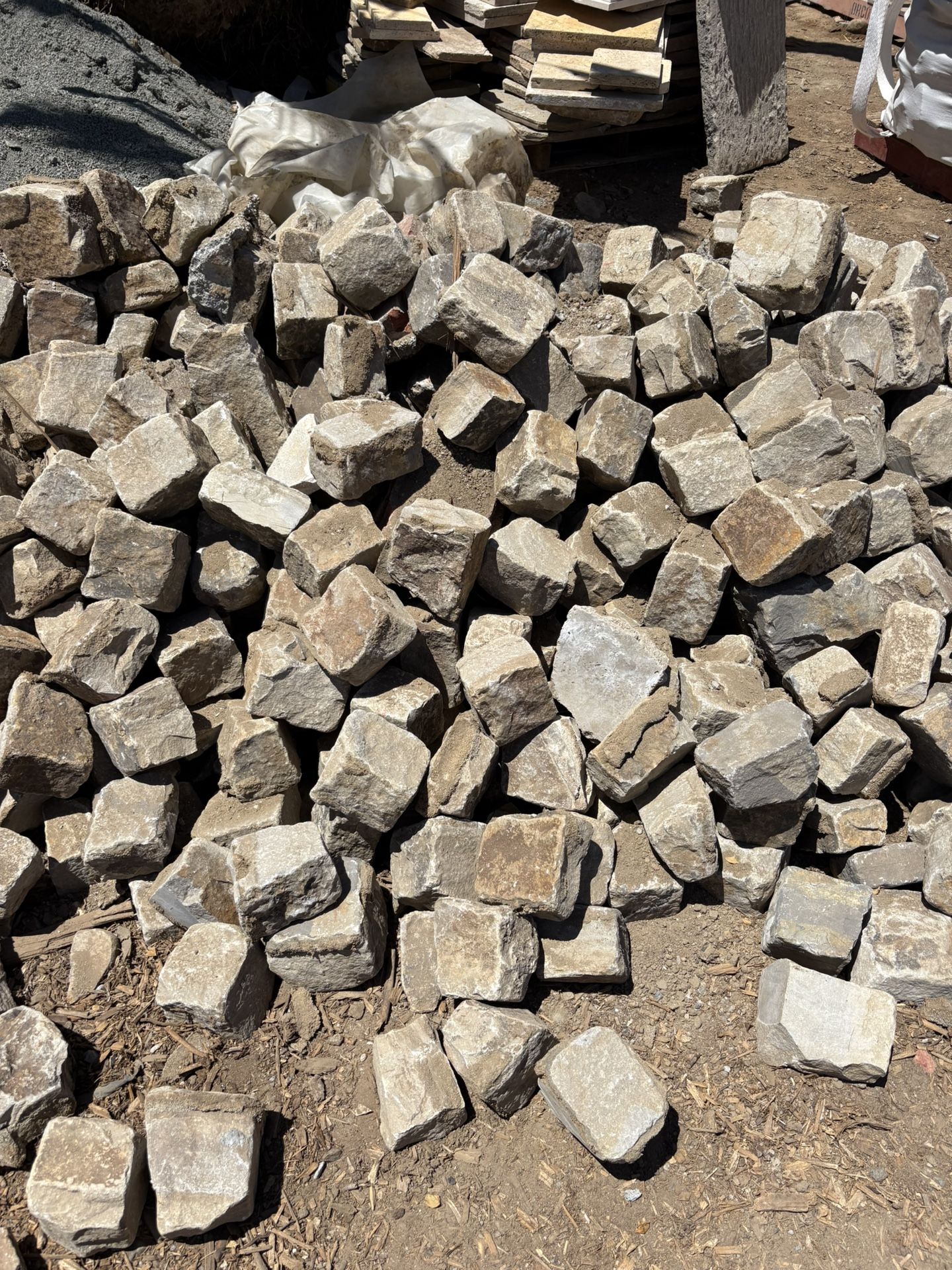 antique Cobblestone
