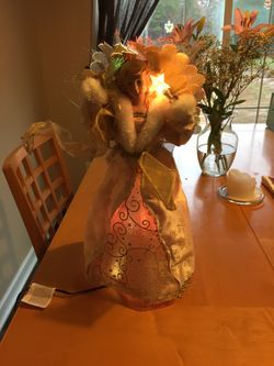 Angel tree topper