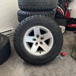 Jeep Factory Tires 