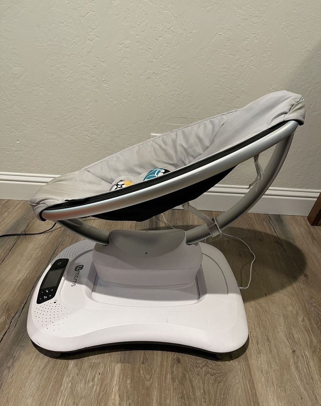 Mamaroo Swing 4moms