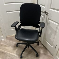 Steelcase Leap Office Chair 