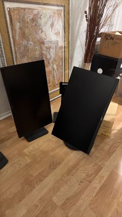 2 Acer 27” Monitors Like New