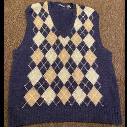 VINTAGE Mens Large 100% Wool V-Neck Sweater Vest Made in Italy Centuri EUC!