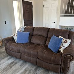 Couch With Recliners