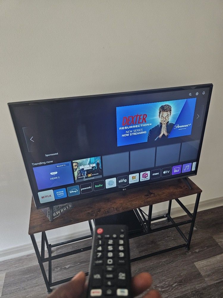 43 Inch LG Smart Tv