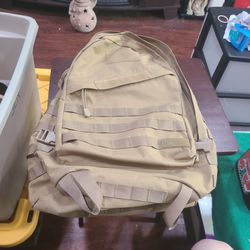 HIGHLAND TACTICAL Tactical Backpack, Desert, 19 Inch

