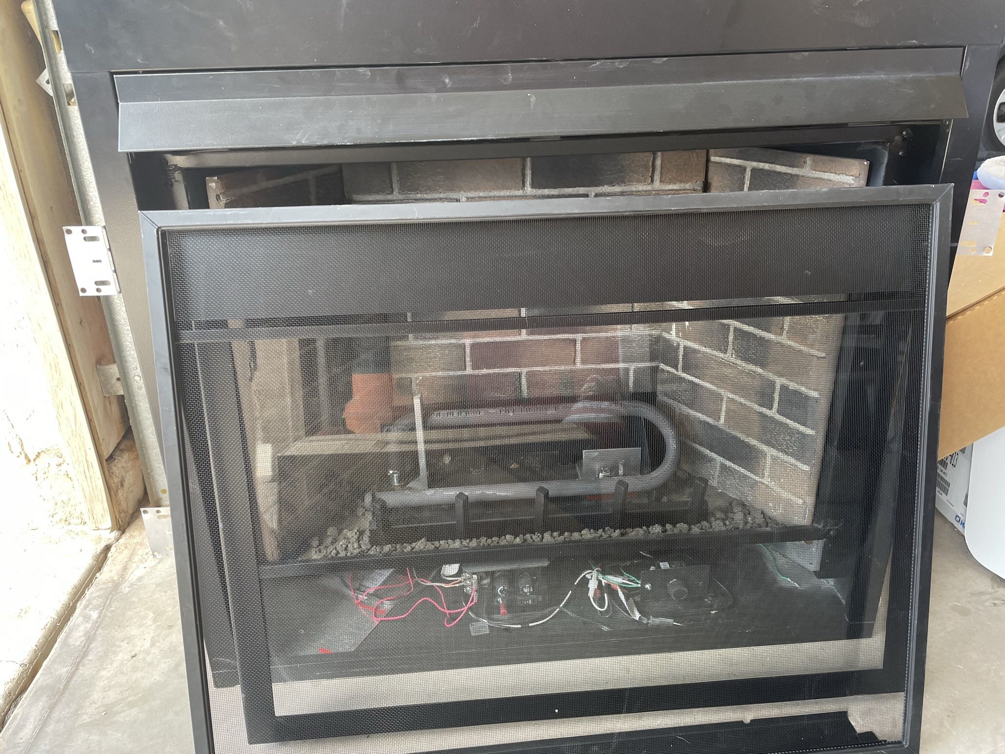 Wgpchandler Halderson Fireplace 42 - mbxz3eh