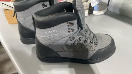 Wading boots