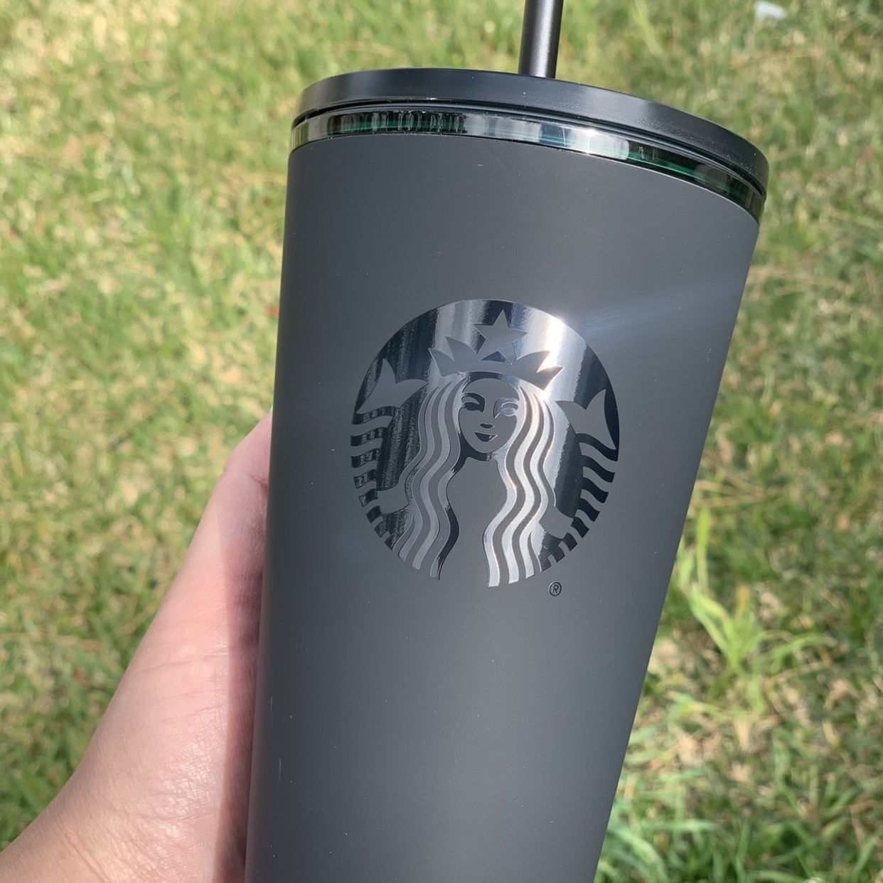 Starbucks Matte Black Soft Touch with Emerald Green Ring Grande 16 oz. Cold  Cup for Sale in Fontana, CA - OfferUp