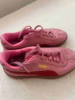 Kids tennis shoes- Puma