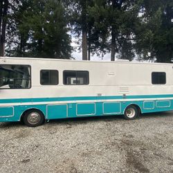 1994 Diesel Spartan Motorhome 34’ Long