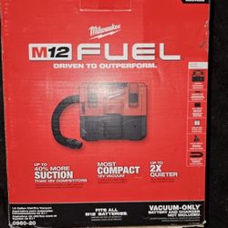 Milwaukee
M12 FUEL 12-Volt Lithium-Ion Cordless 1.6 Gal. Wet/Dry Vacuum (Vacuum-Only)