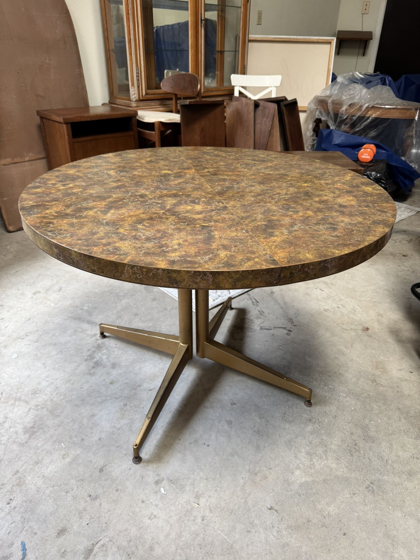 Mid-Century Round Dining Table – Formica Top, Brass Base (41.5” Diameter + 18” Leaf)