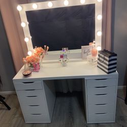 Hollywood Vanity Mirror