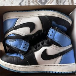 Used Jordan 1 University Blue Size 4 Youth