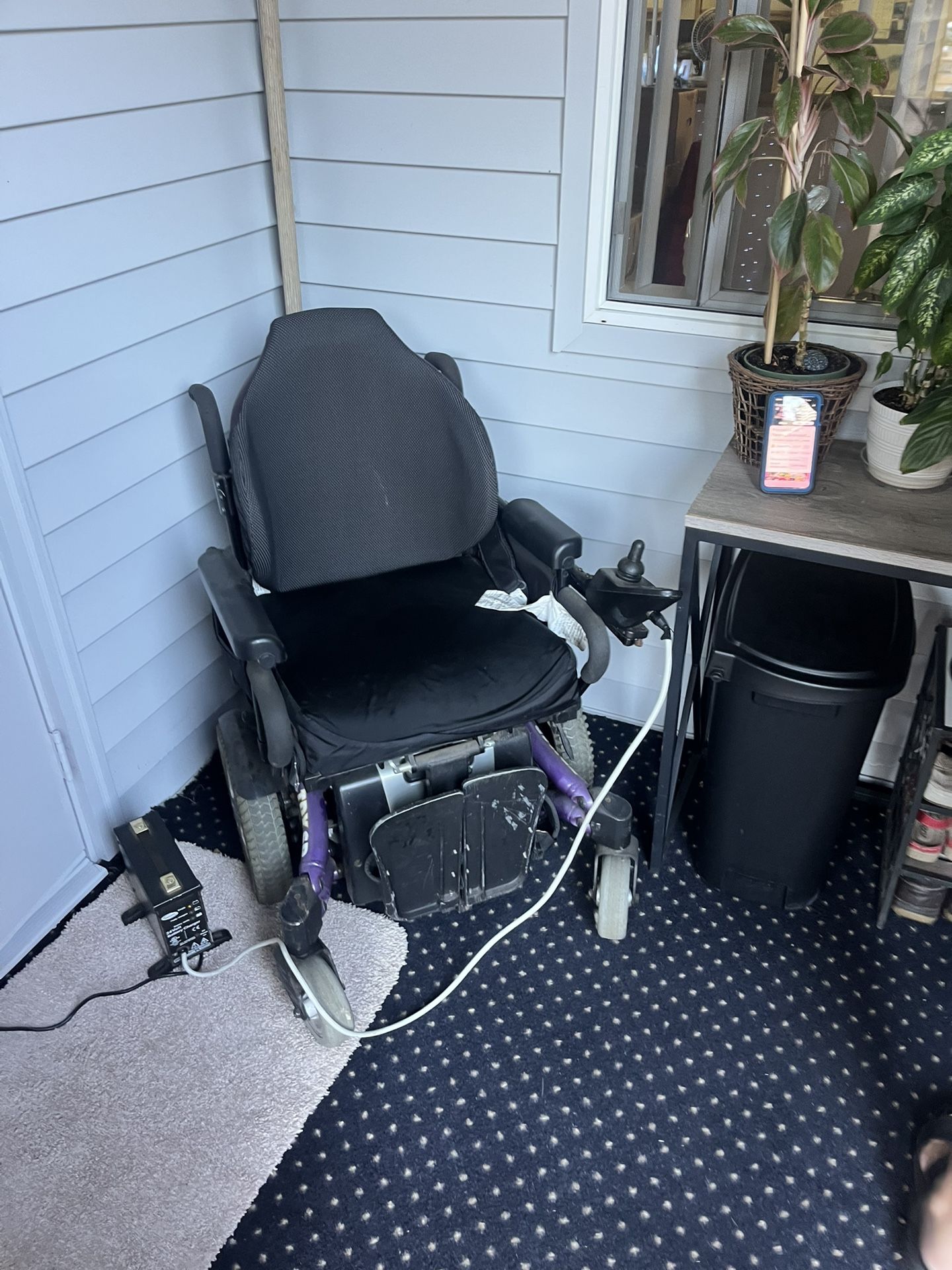 Invancare Wheelchair Automatic