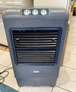 Dial - Manufacturing 5300-CFM 3 - Speed Indoor/ Outdoor Portable Evaporative Cooler for 1650-Sq.