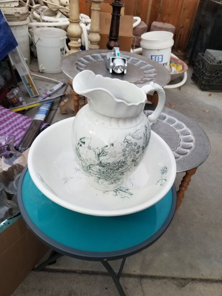 Wash bowl and pitcher. Very nice