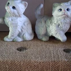 CAT SALT & PEPPER SHAKER
