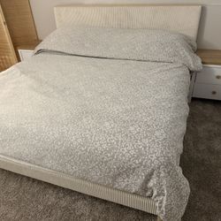 complete room set negotiable price