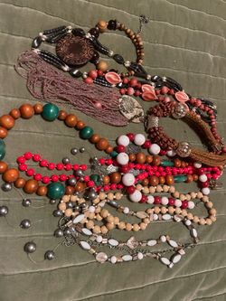 Jewelry Necklaces