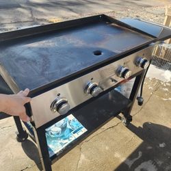 Members Mark 4 Burner Griddle 