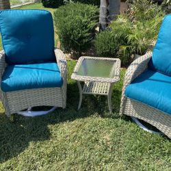 Brand New Patio Bistro Set Swivel