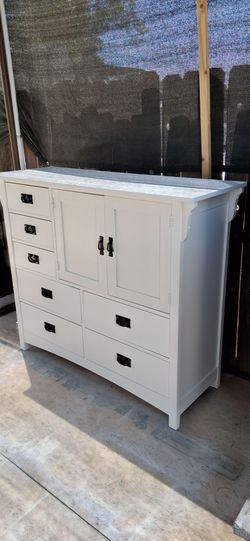 7 DRAWER DRESSER (46"/54"/18")