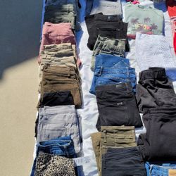 clothes in good conditions