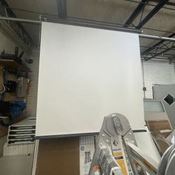 Projector Screen