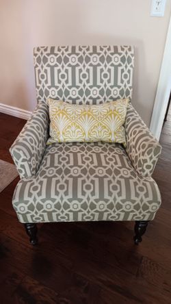 Upholstered Accent Chair with Geometric Pattern
