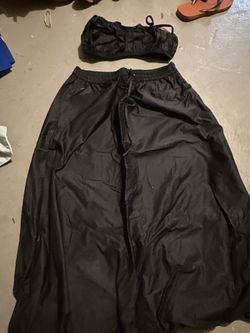 Skirt and crop set brand new