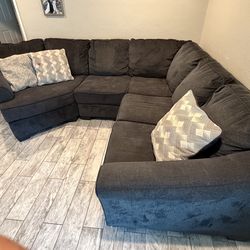 Ashley Furniture Sectional (Black)
