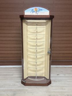 Maui Jim sunglasses display