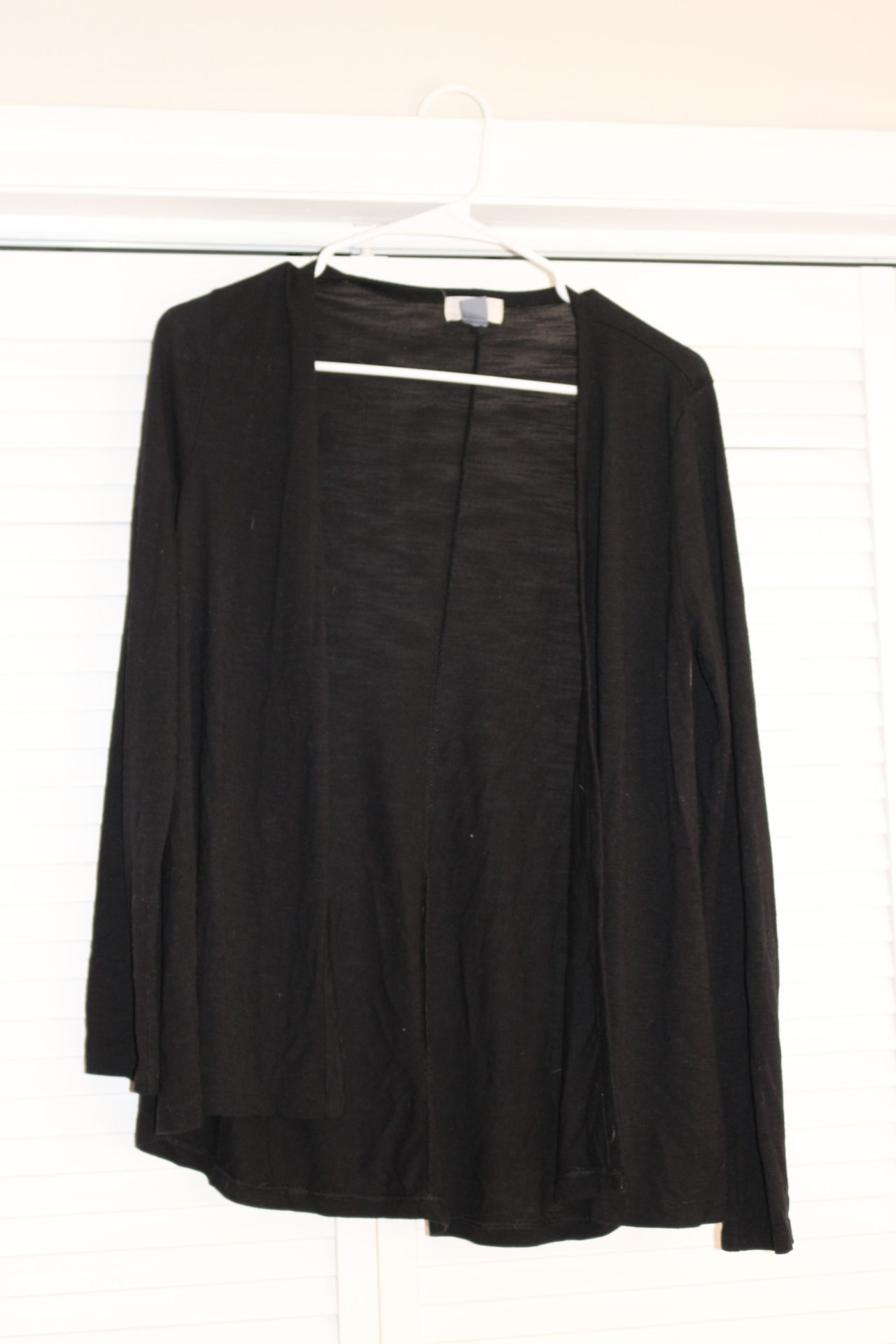 Black cardigan with a touch of glamour #cardigan #glamour