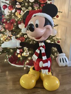 4 ft. Animated Holiday Mickey Mouse