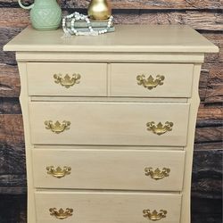 60's Style 4 Drawer Dresser 