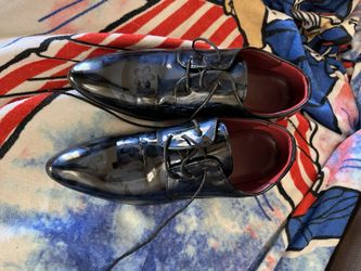 Shoes, Suit, Handkerchief, And Tie 